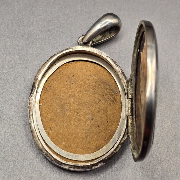 Antique Victorian Sterling Silver Floral Locket Pendant 2" Photo Insert 16.5g - Picture 6 of 9